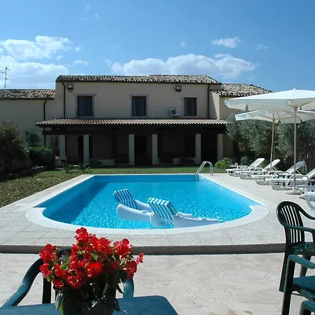 San Domenico Aparthotel Arenella (Syracuse)